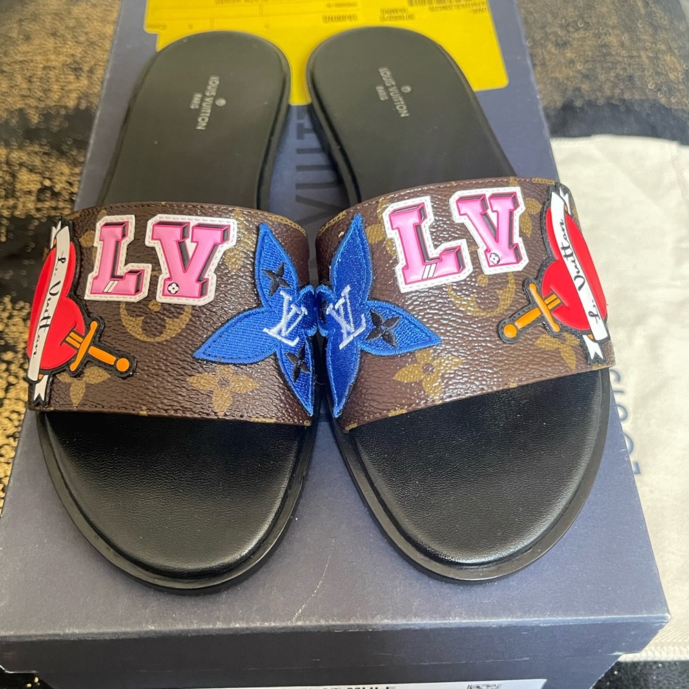 Louis Vuitton Black Heart Flat Mule